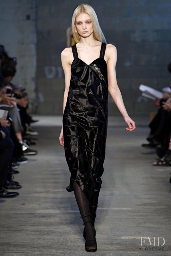 Melissa Tammerijn featured in  the Proenza Schouler fashion show for Autumn/Winter 2011