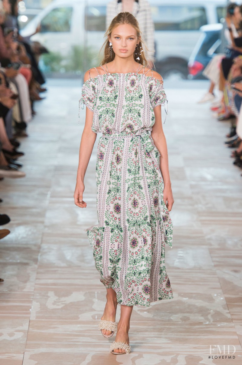 Romee Strijd featured in  the Tory Burch fashion show for Spring/Summer 2017
