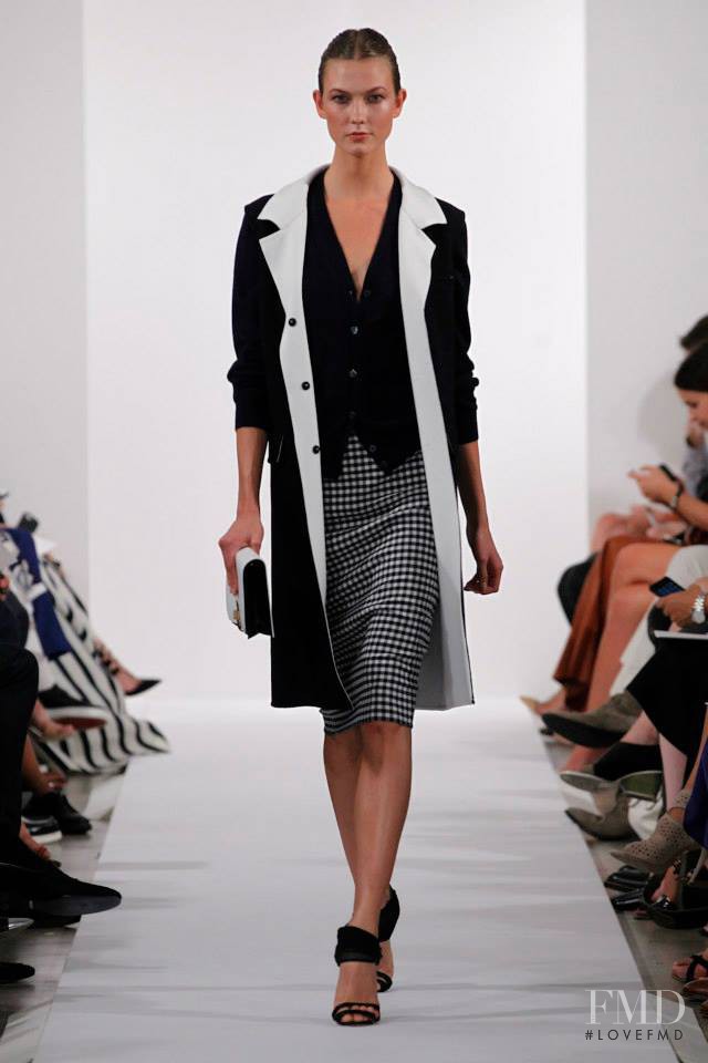 Karlie Kloss featured in  the Oscar de la Renta fashion show for Spring/Summer 2014