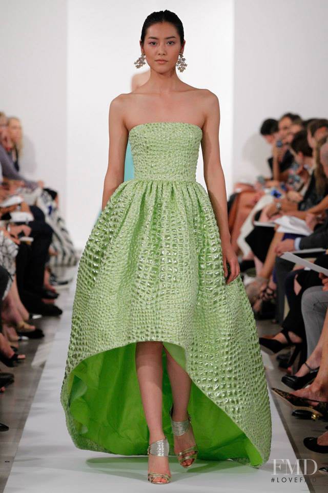 Liu Wen featured in  the Oscar de la Renta fashion show for Spring/Summer 2014