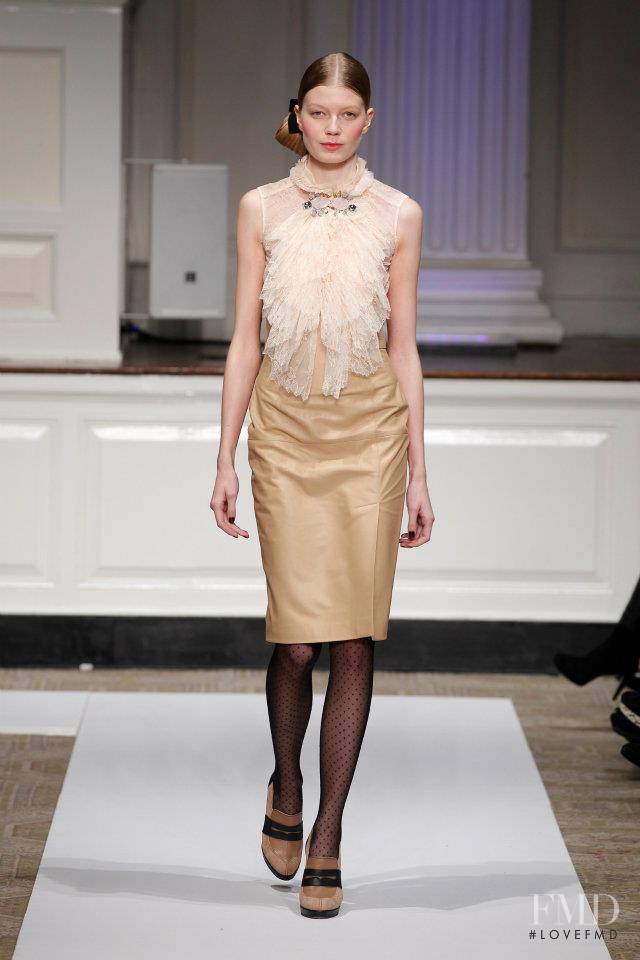 Saara Sihvonen featured in  the Oscar de la Renta fashion show for Pre-Fall 2012