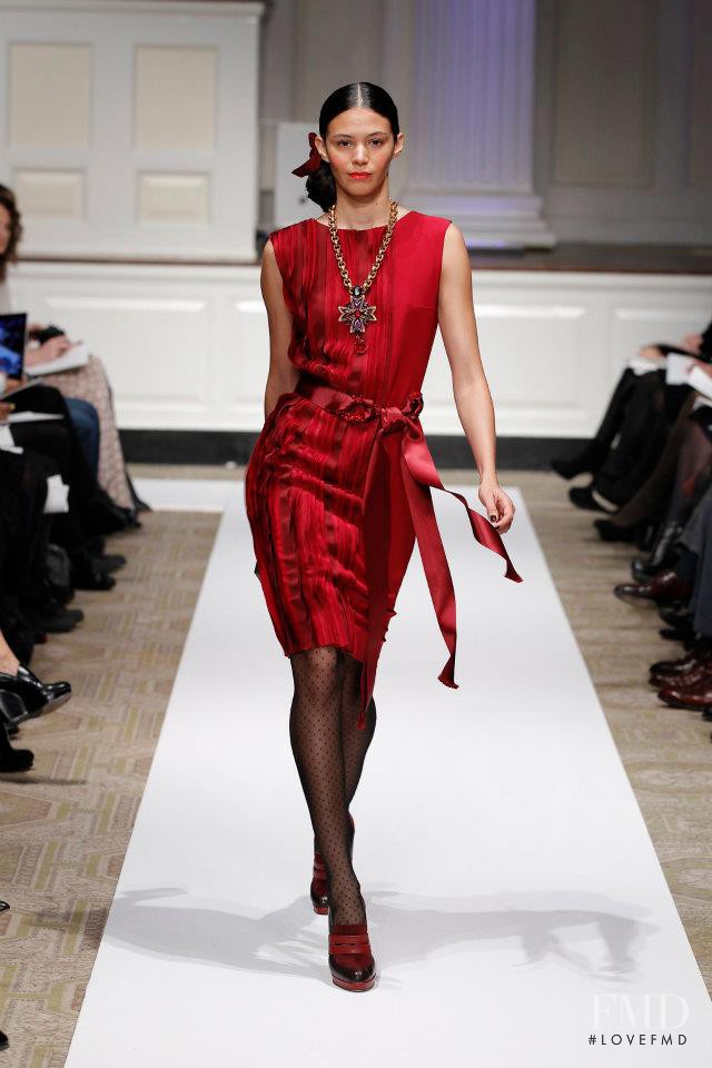 Marília Dutra featured in  the Oscar de la Renta fashion show for Pre-Fall 2012