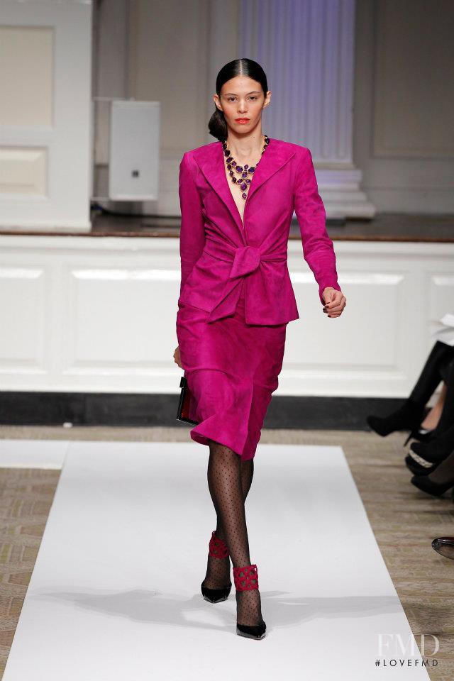 Marília Dutra featured in  the Oscar de la Renta fashion show for Pre-Fall 2012