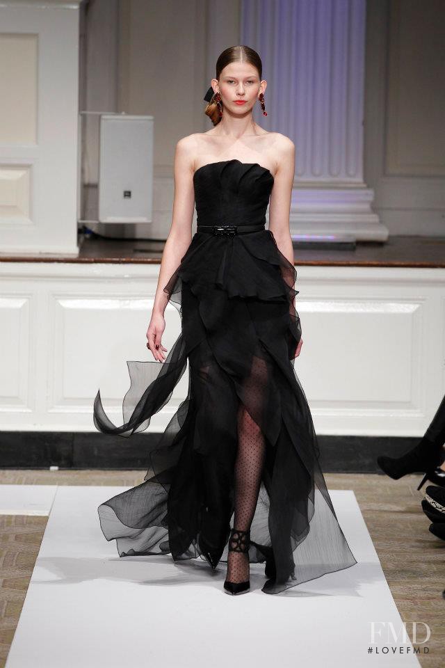 Monika Sawicka featured in  the Oscar de la Renta fashion show for Pre-Fall 2012