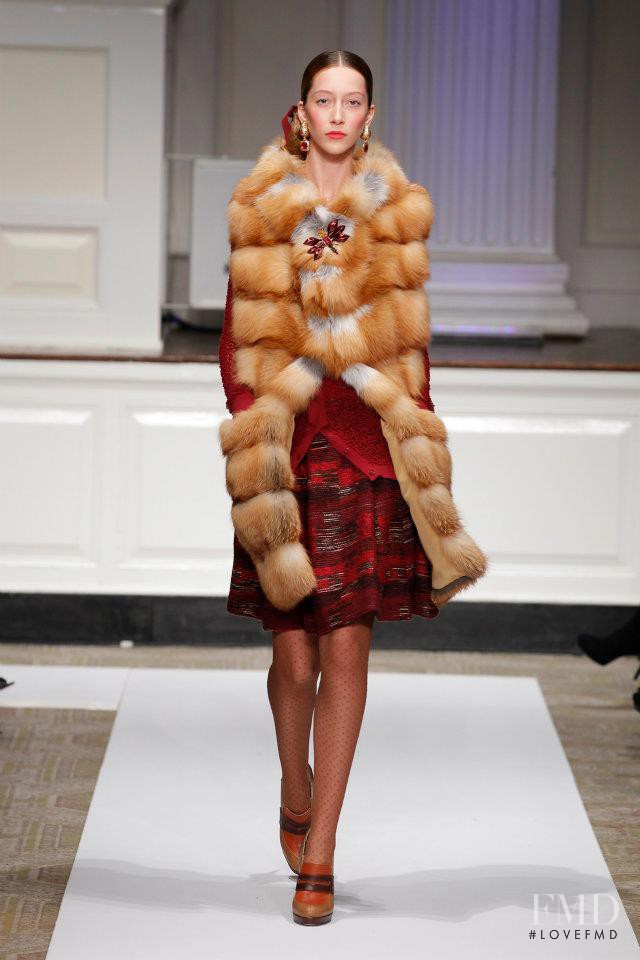 Alana Zimmer featured in  the Oscar de la Renta fashion show for Pre-Fall 2012