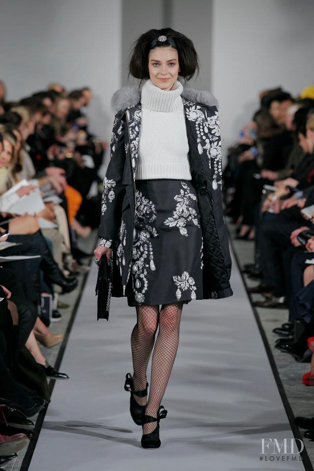 Kati Nescher featured in  the Oscar de la Renta fashion show for Autumn/Winter 2012