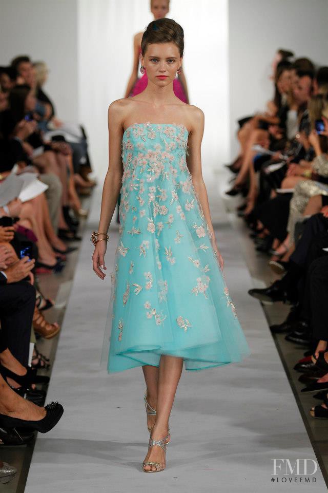 Mila Krasnoiarova featured in  the Oscar de la Renta fashion show for Spring/Summer 2013