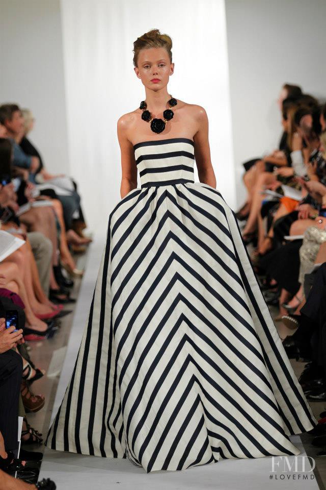 Frida Gustavsson featured in  the Oscar de la Renta fashion show for Spring/Summer 2013