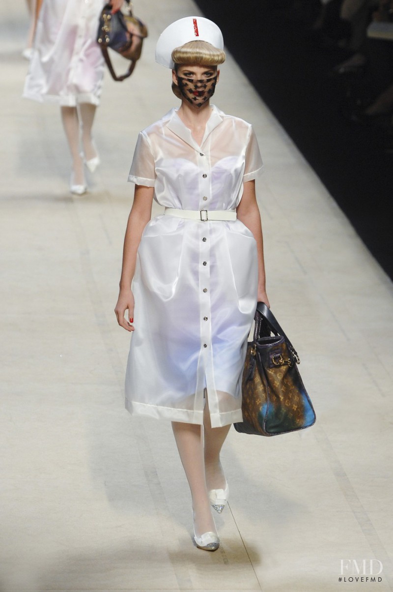 Anne Vyalitsyna featured in  the Louis Vuitton fashion show for Spring/Summer 2008