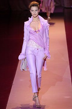 Emanuel Ungaro fashion show for Autumn/Winter 2004
