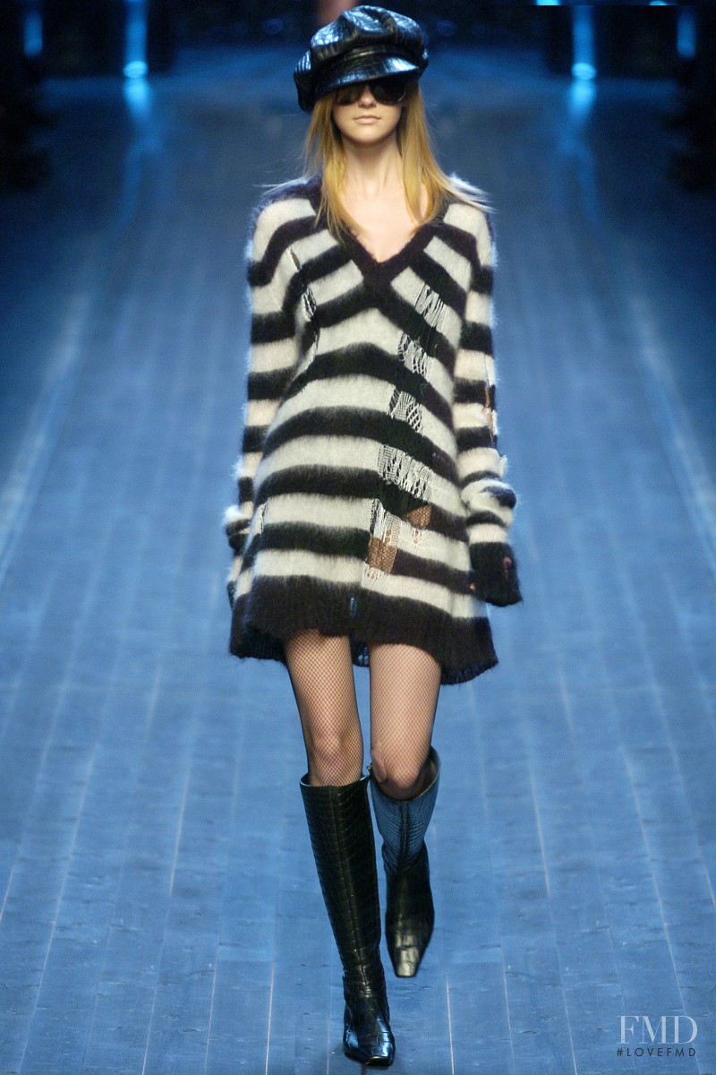 Caroline Trentini featured in  the Christian Dior fashion show for Autumn/Winter 2006