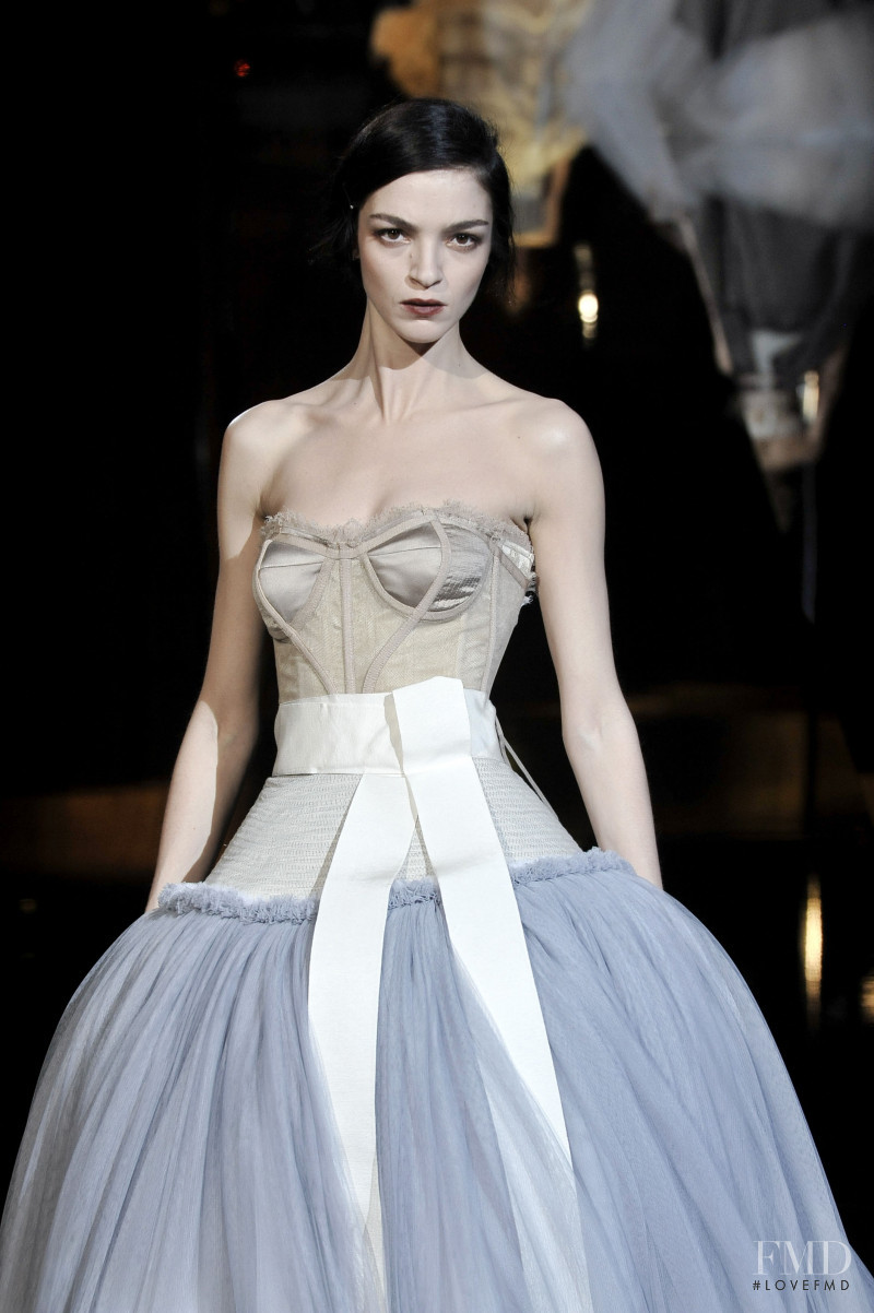 Mariacarla Boscono featured in  the Dolce & Gabbana fashion show for Autumn/Winter 2008