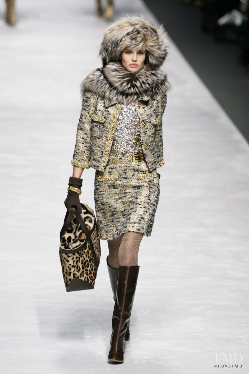 Mariacarla Boscono featured in  the Blumarine fashion show for Autumn/Winter 2008