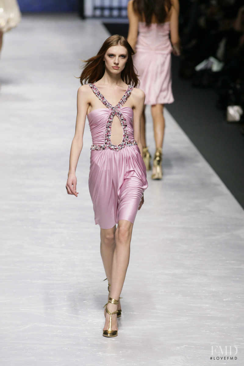 Olga Sherer featured in  the Blumarine fashion show for Autumn/Winter 2008