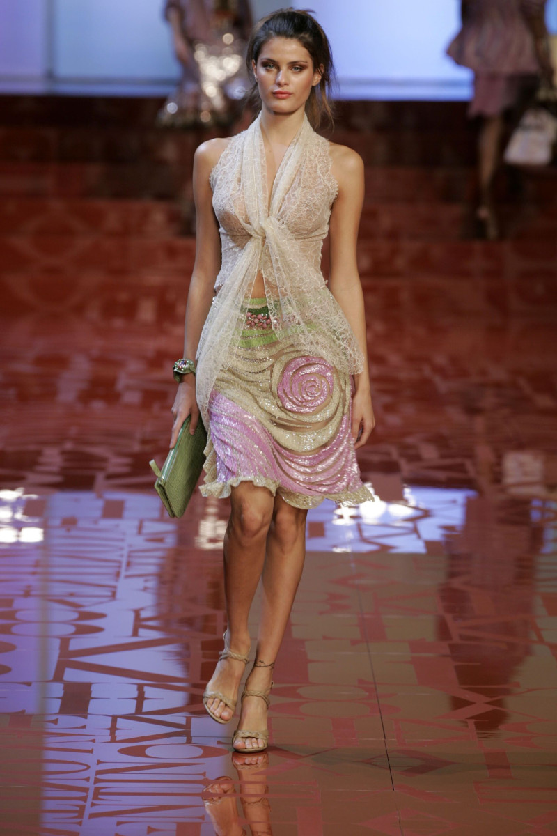 Isabeli Fontana featured in  the Valentino fashion show for Spring/Summer 2005