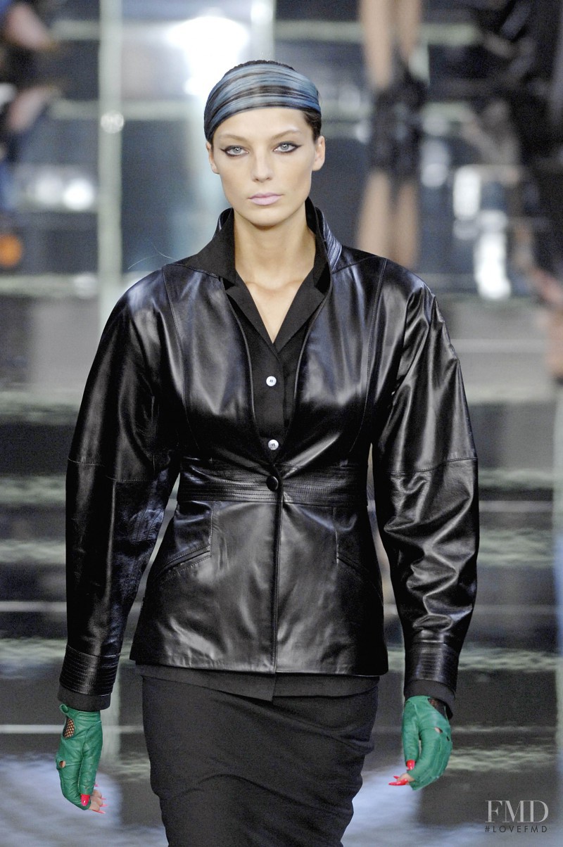 Daria Werbowy featured in  the Karl Lagerfeld fashion show for Autumn/Winter 2007