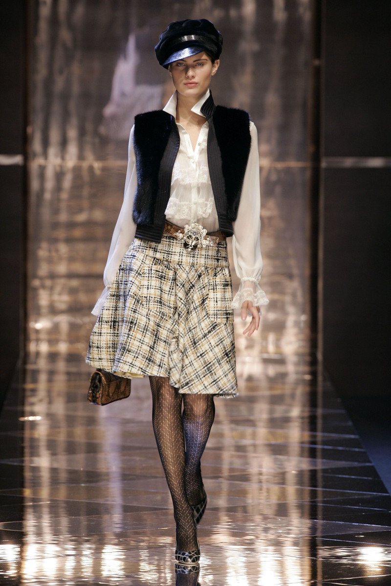 Isabeli Fontana featured in  the Valentino fashion show for Autumn/Winter 2005