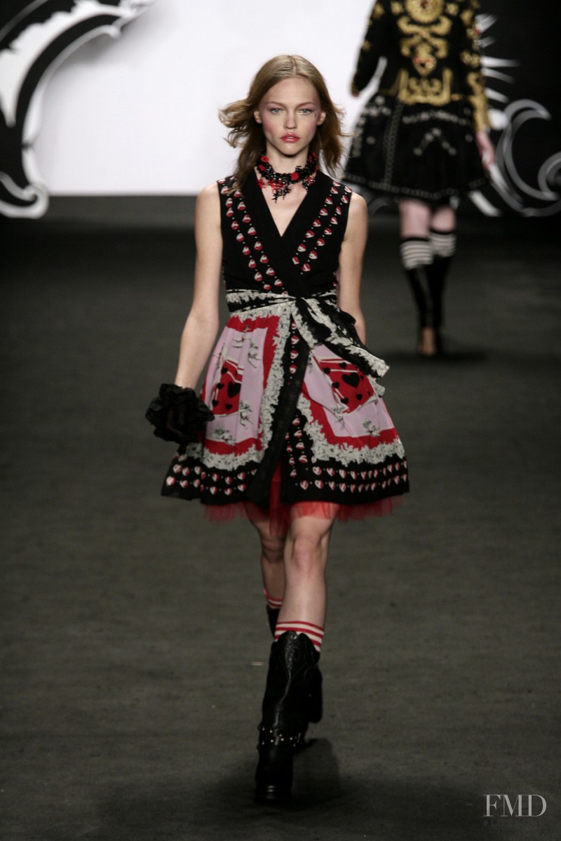 Sasha Pivovarova featured in  the Anna Sui fashion show for Spring/Summer 2007