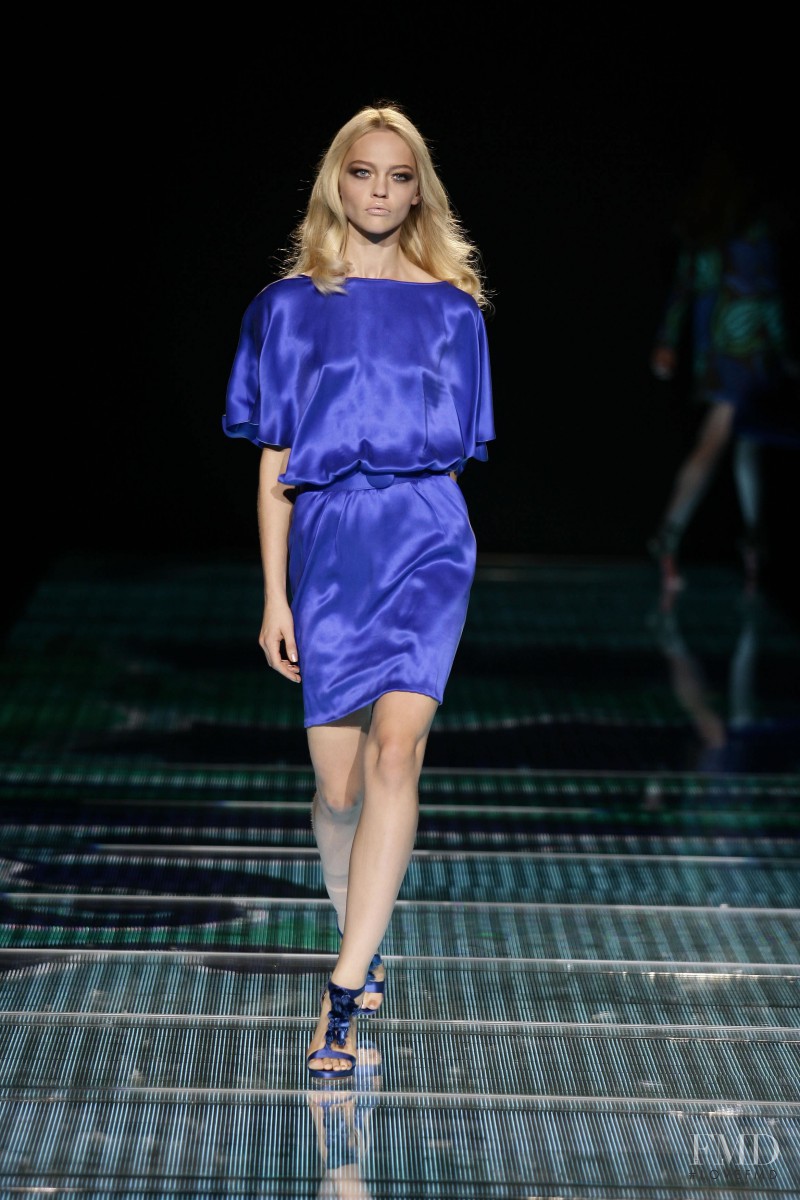 Sasha Pivovarova featured in  the Versace fashion show for Spring/Summer 2008
