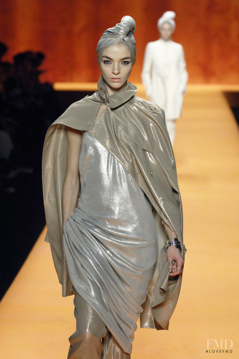 Mariacarla Boscono featured in  the Hermès fashion show for Spring/Summer 2008