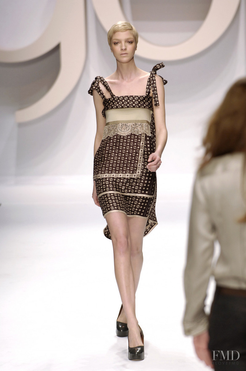 Mariacarla Boscono featured in  the byblos fashion show for Autumn/Winter 2006