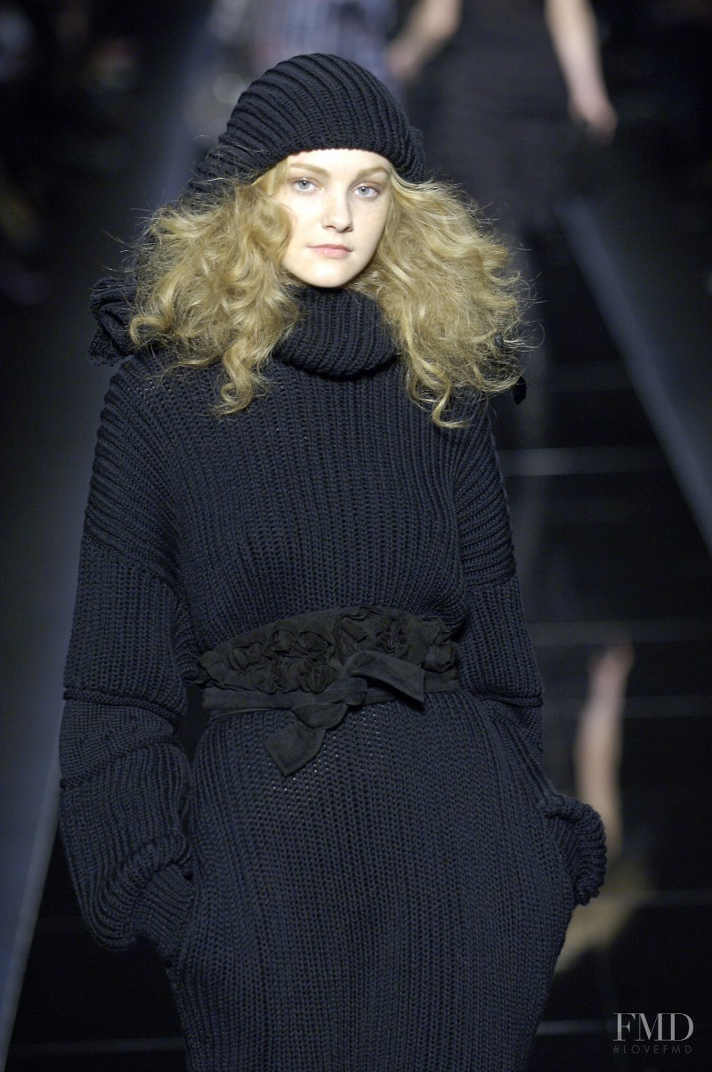 Caroline Trentini featured in  the Sonia Rykiel fashion show for Autumn/Winter 2006