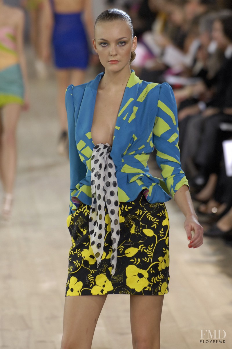Caroline Trentini featured in  the Emanuel Ungaro fashion show for Spring/Summer 2007