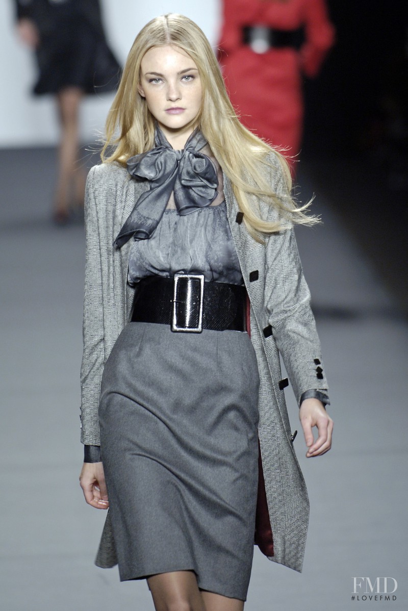Caroline Trentini featured in  the Bill Blass fashion show for Autumn/Winter 2006