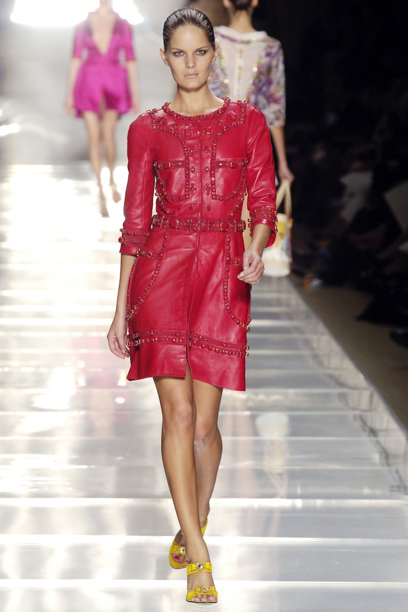 Louis Vuitton fashion show for Spring/Summer 2006