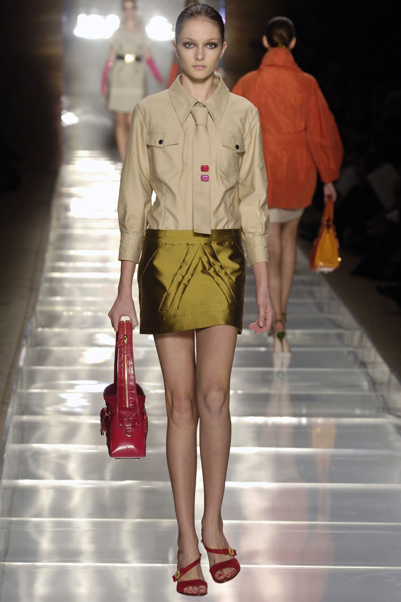 Louis Vuitton fashion show for Spring/Summer 2006