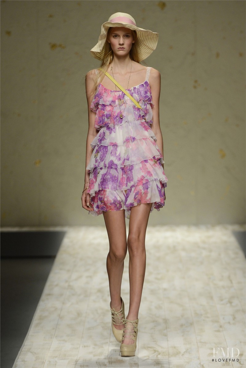 be Blumarine fashion show for Spring/Summer 2013