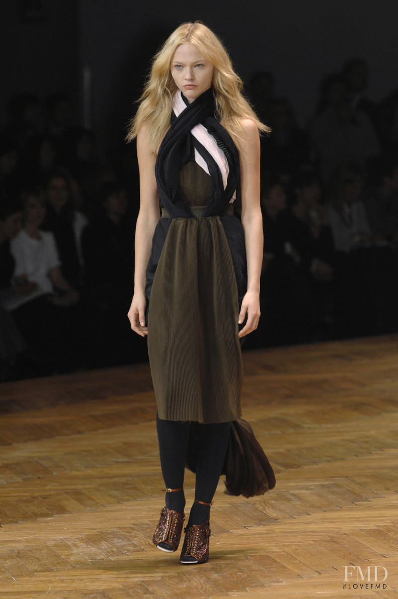 Sasha Pivovarova featured in  the Givenchy fashion show for Autumn/Winter 2007