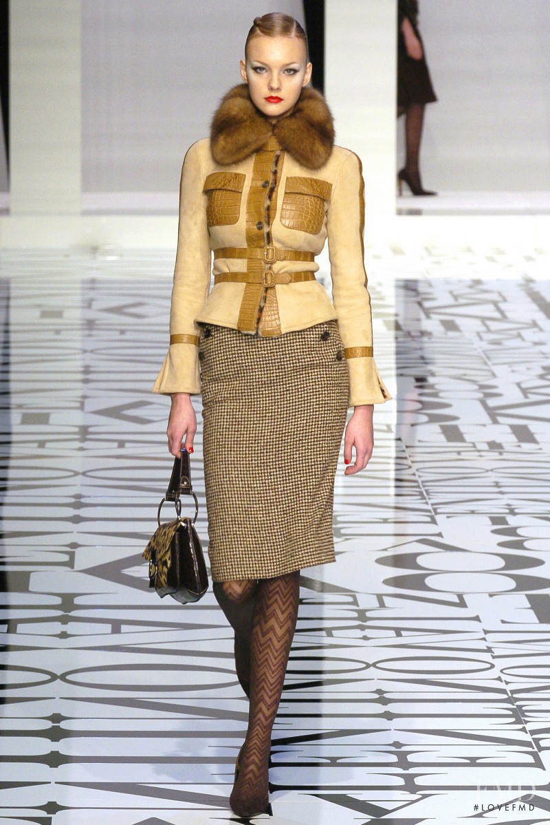 Caroline Trentini featured in  the Valentino fashion show for Autumn/Winter 2004
