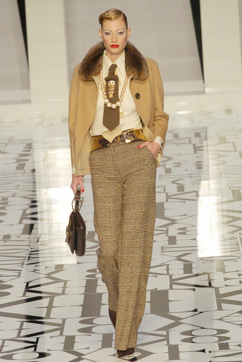 Alyssa Sutherland featured in  the Valentino fashion show for Autumn/Winter 2004