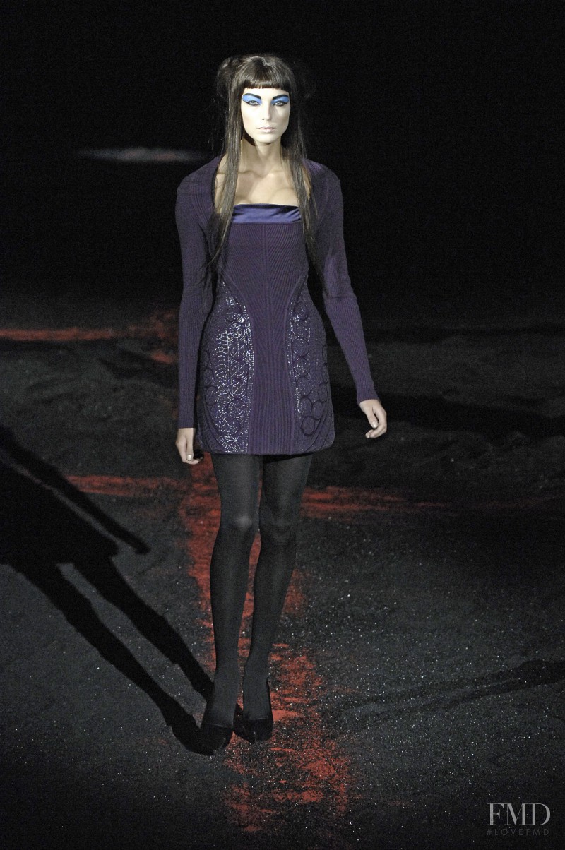 Daria Werbowy featured in  the Alexander McQueen fashion show for Autumn/Winter 2007