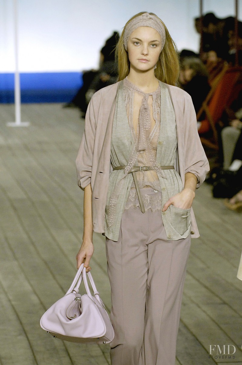 Caroline Trentini featured in  the Hermès fashion show for Spring/Summer 2007