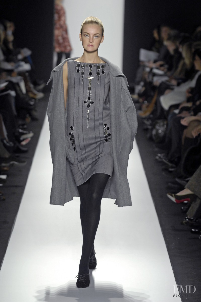 Caroline Trentini featured in  the Carolina Herrera fashion show for Autumn/Winter 2007