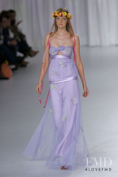 Caroline Trentini featured in  the Carlos Tufvesson fashion show for Spring/Summer 2006