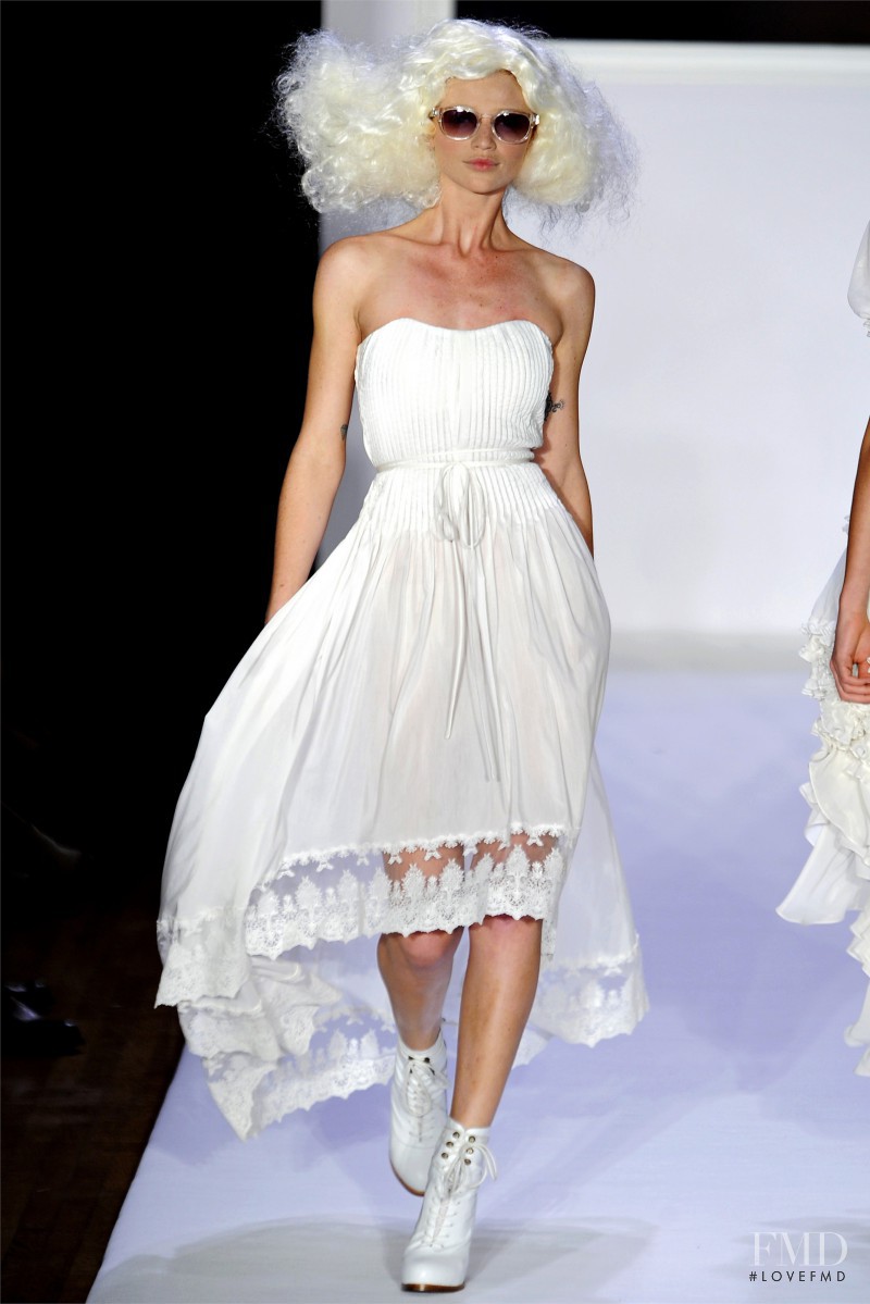 Cintia Dicker featured in  the bebe fashion show for Spring/Summer 2012