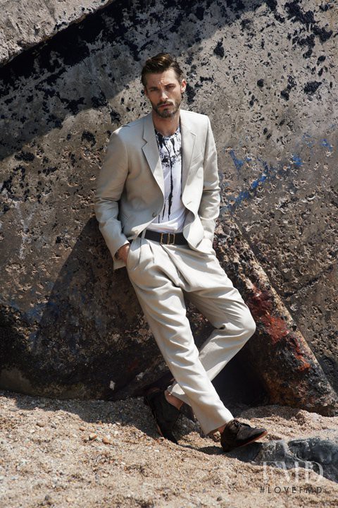 HUGO advertisement for Spring/Summer 2011