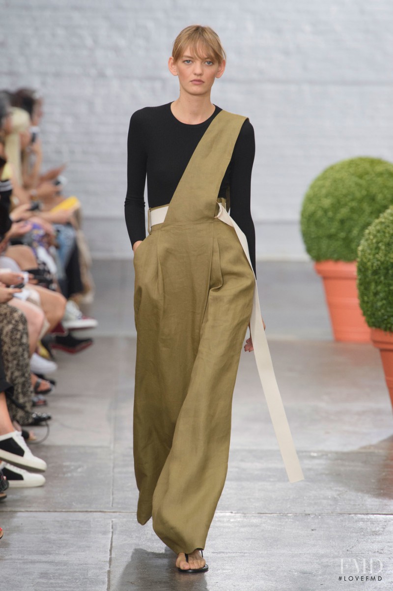 Tibi fashion show for Spring/Summer 2017