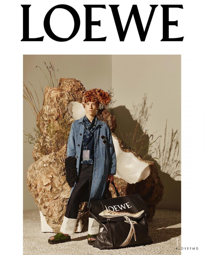 Loewe advertisement for Autumn/Winter 2016