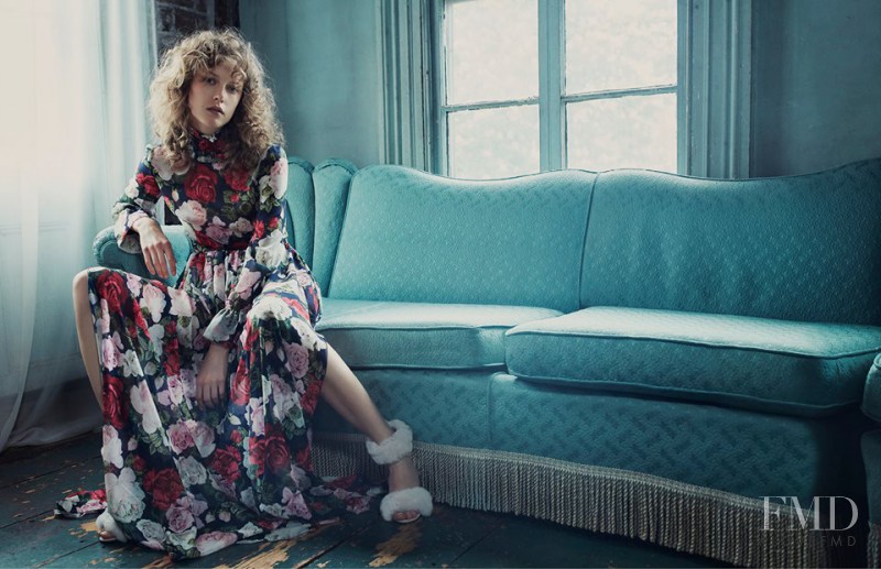 be Blumarine advertisement for Autumn/Winter 2016