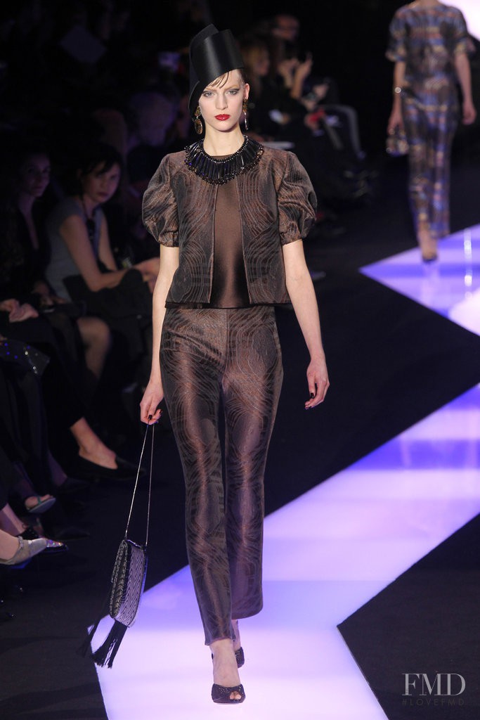 Vanessa Axente featured in  the Armani Prive fashion show for Spring/Summer 2013