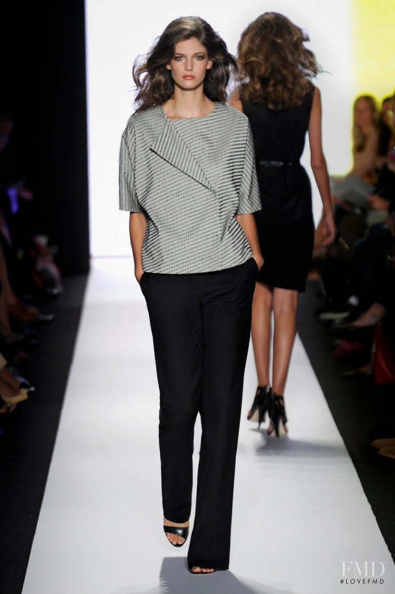 Kendra Spears featured in  the Ports 1961 fashion show for Spring/Summer 2011