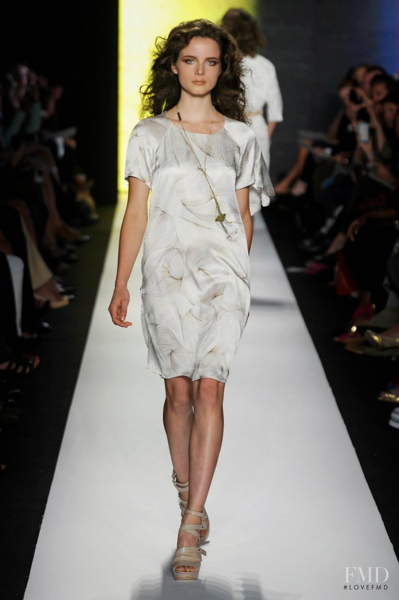 Anna de Rijk featured in  the Ports 1961 fashion show for Spring/Summer 2011