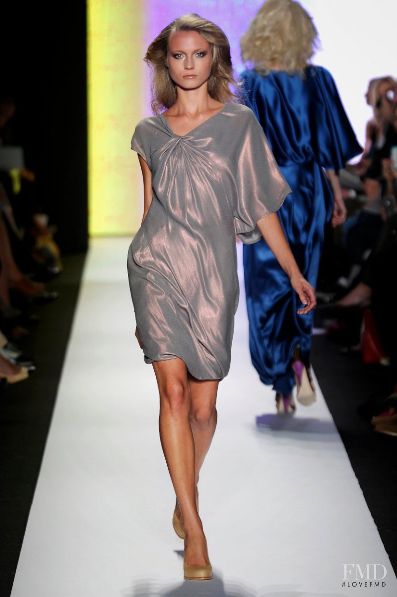Charlotte di Calypso featured in  the Ports 1961 fashion show for Spring/Summer 2011
