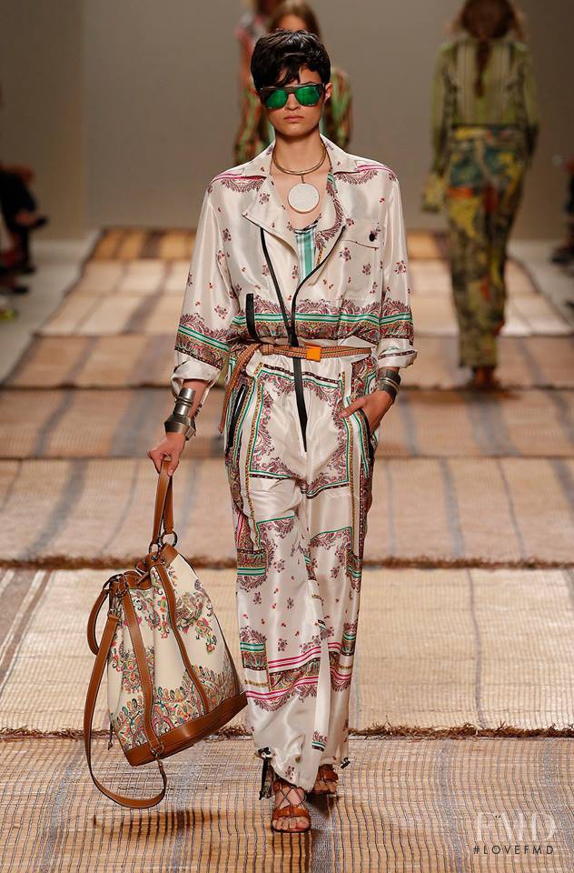 Isabella Emmack featured in  the Etro fashion show for Spring/Summer 2017