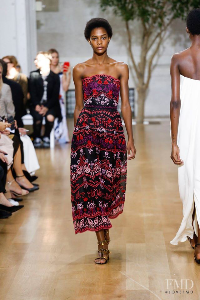 Karly Loyce featured in  the Oscar de la Renta fashion show for Spring/Summer 2017