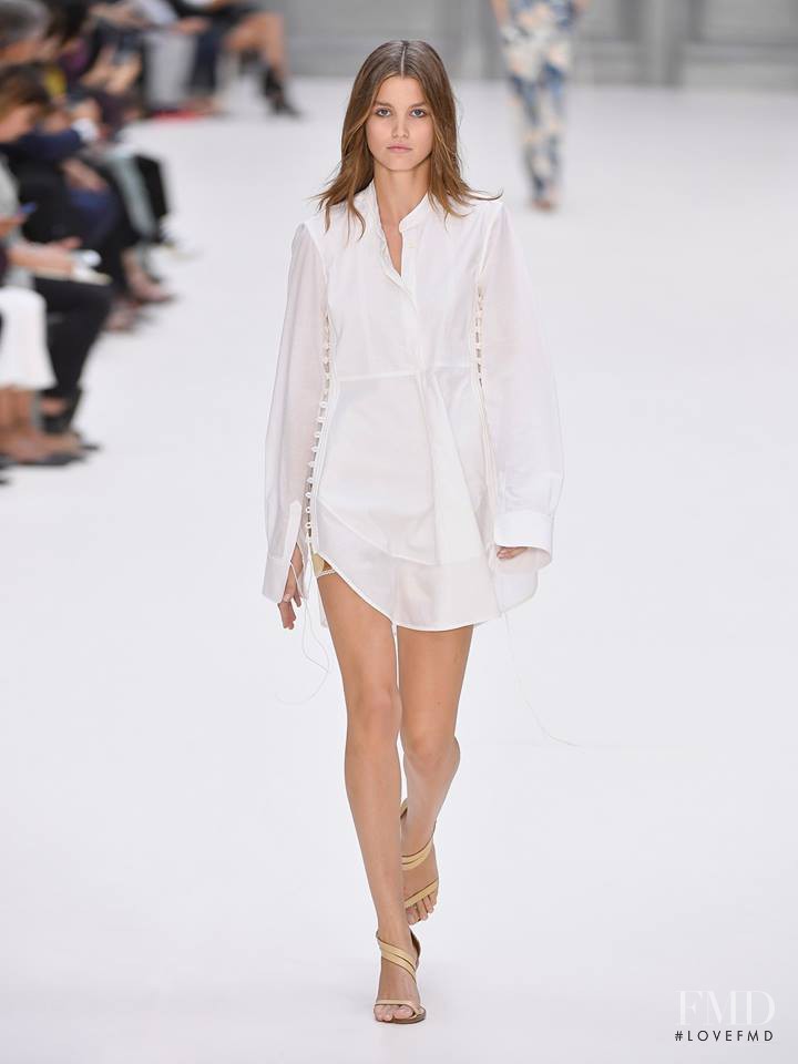 Luna Bijl featured in  the Chloe fashion show for Spring/Summer 2017